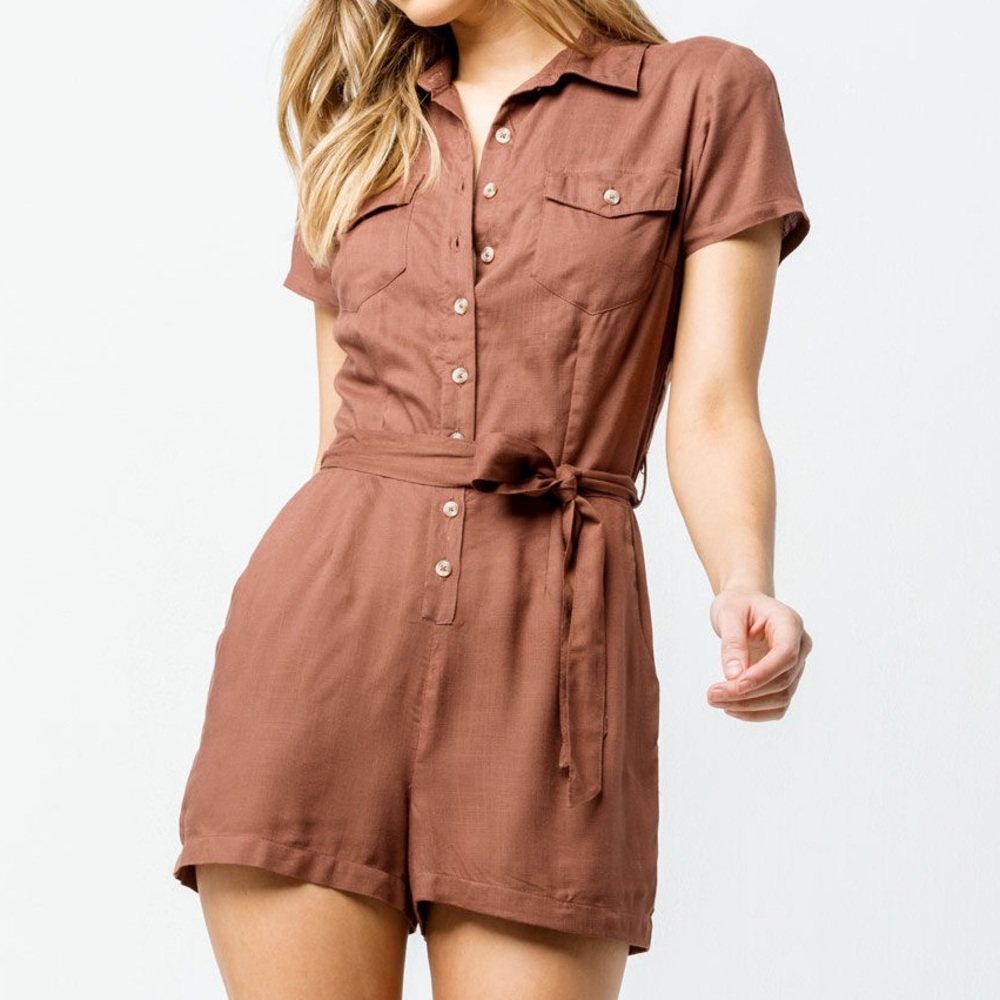 SKY AND SPARROW Button Front Womens Romper
Brown Color Size Medium